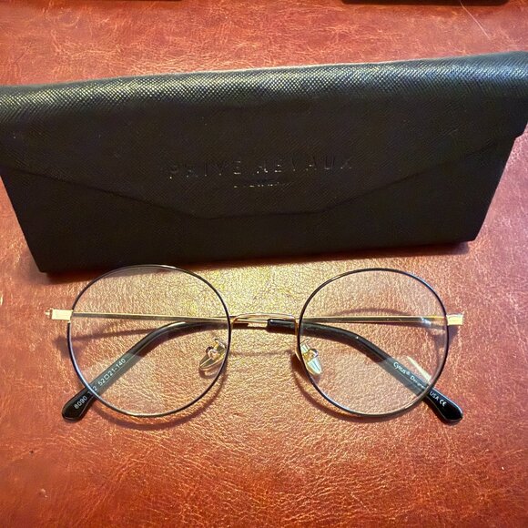 Round Blue Light Glasses – Thin Metal Frame Anti-Glare Lenses - Picture 3 of 4